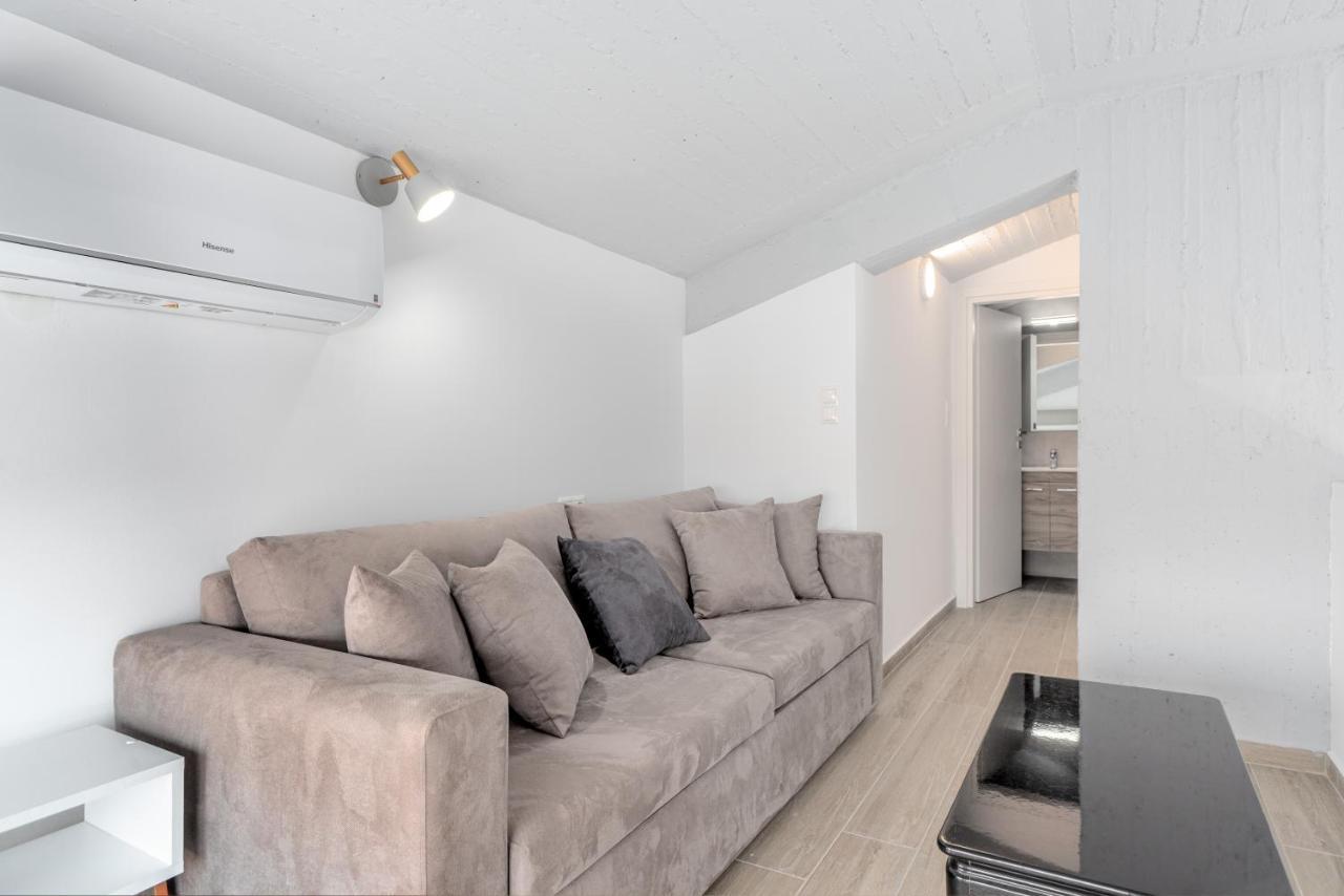Costa Vasia Boutique Apartments Vrahati Exteriör bild
